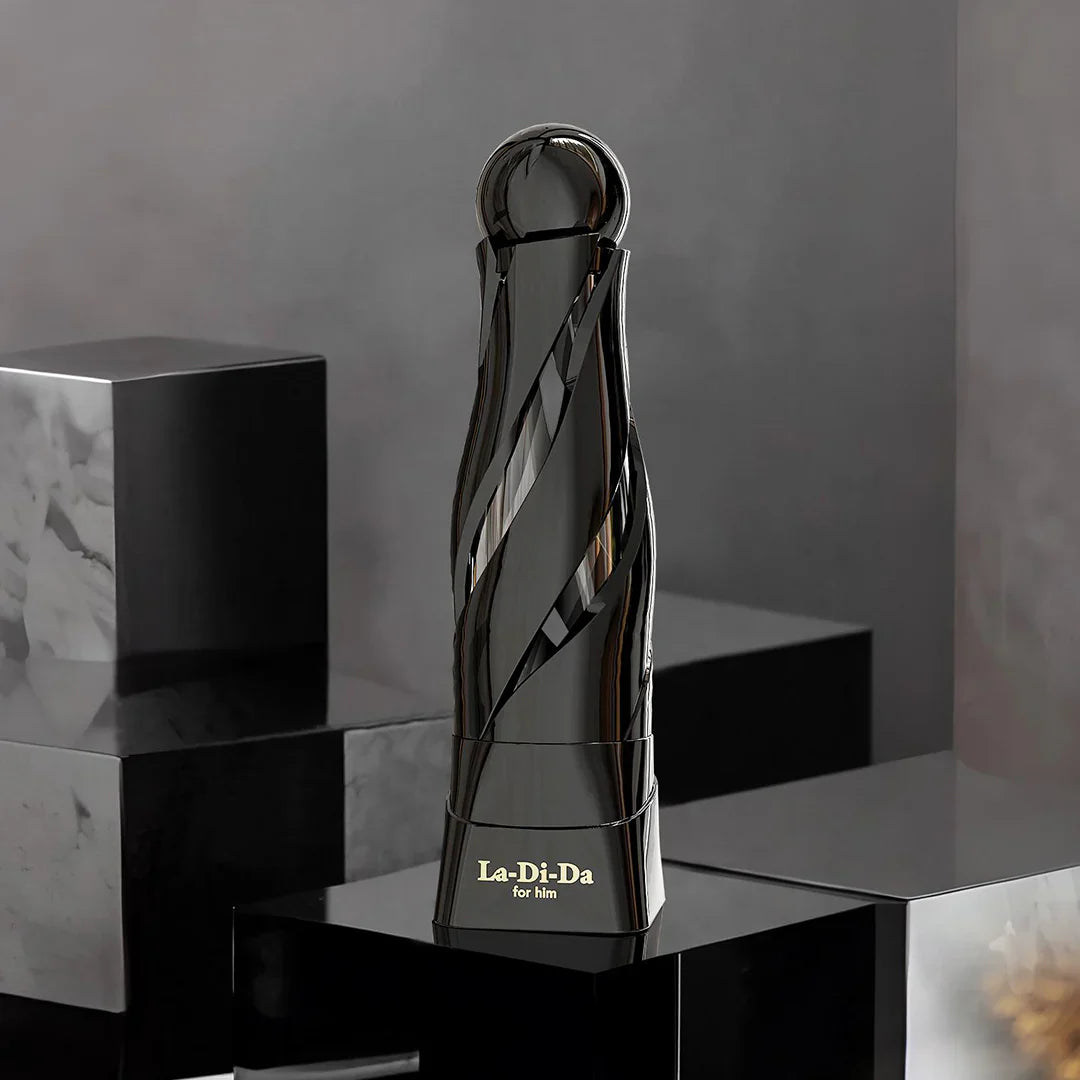 Arabiyat Prestige La Di Da Eau De Parfum 100ml for men, featuring sleek glass bottle and modern fragrance design.