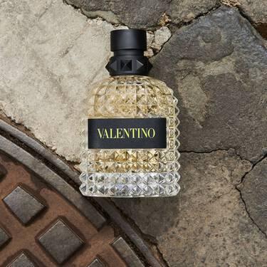 Valentino Uomo Born In Roma Yellow Dream Eau De Toilette 100ml for men, yellow bottle, with cap and fragrance spray nozzle.